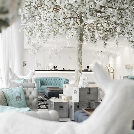 Creator Hotel Kulai Kültér fotó