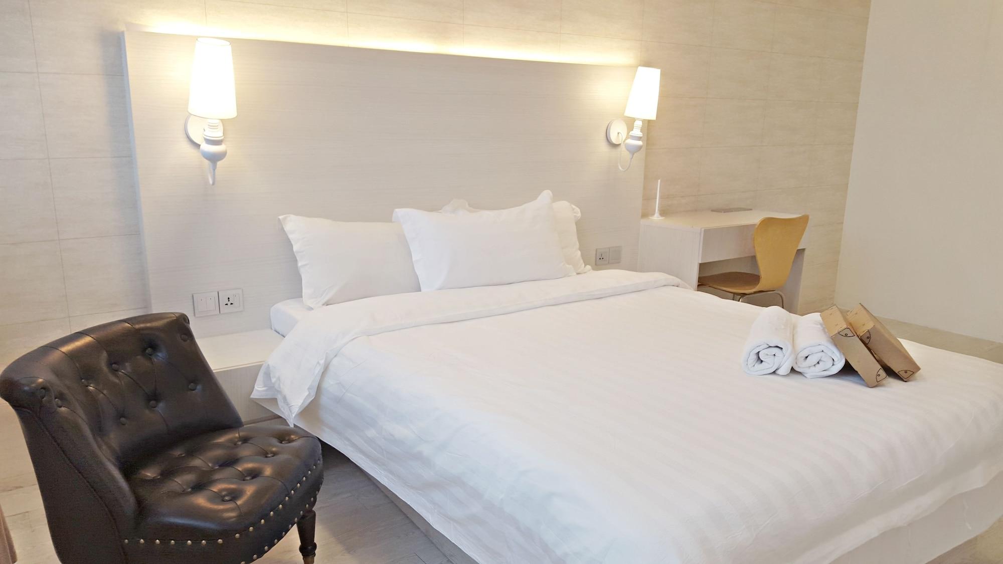 Creator Hotel Kulai Kültér fotó