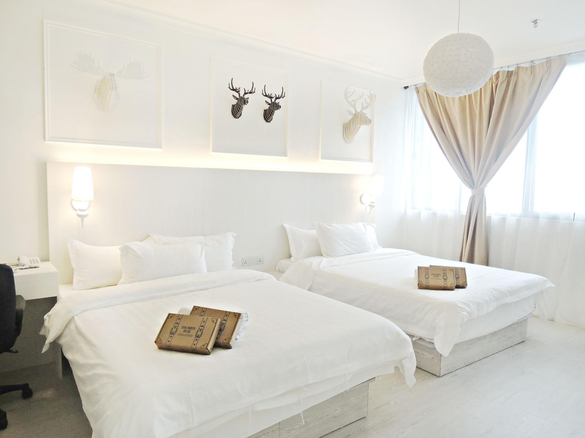 Creator Hotel Kulai Kültér fotó