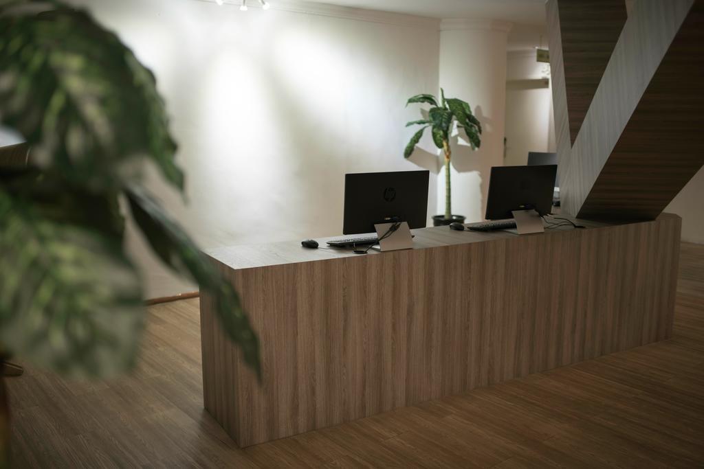 Creator Hotel Kulai Kültér fotó