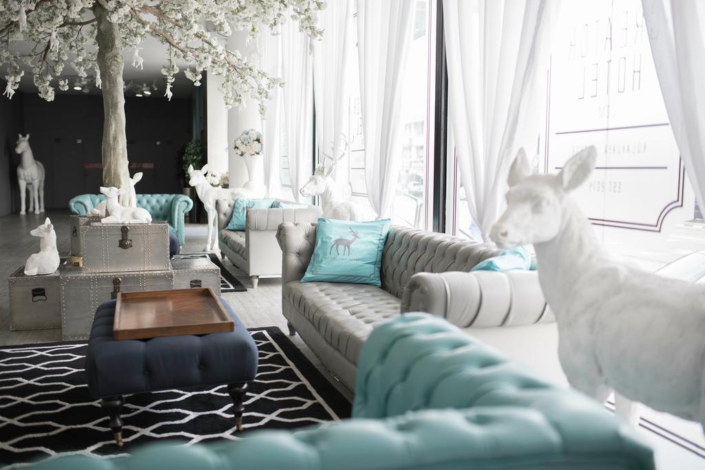 Creator Hotel Kulai Kültér fotó