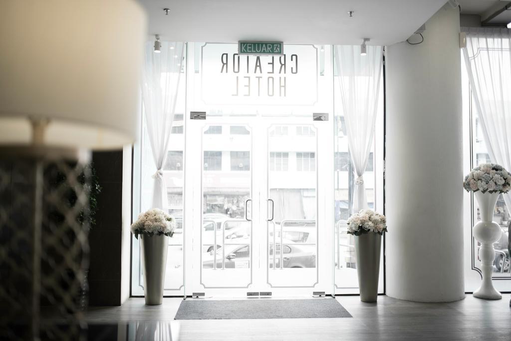 Creator Hotel Kulai Kültér fotó